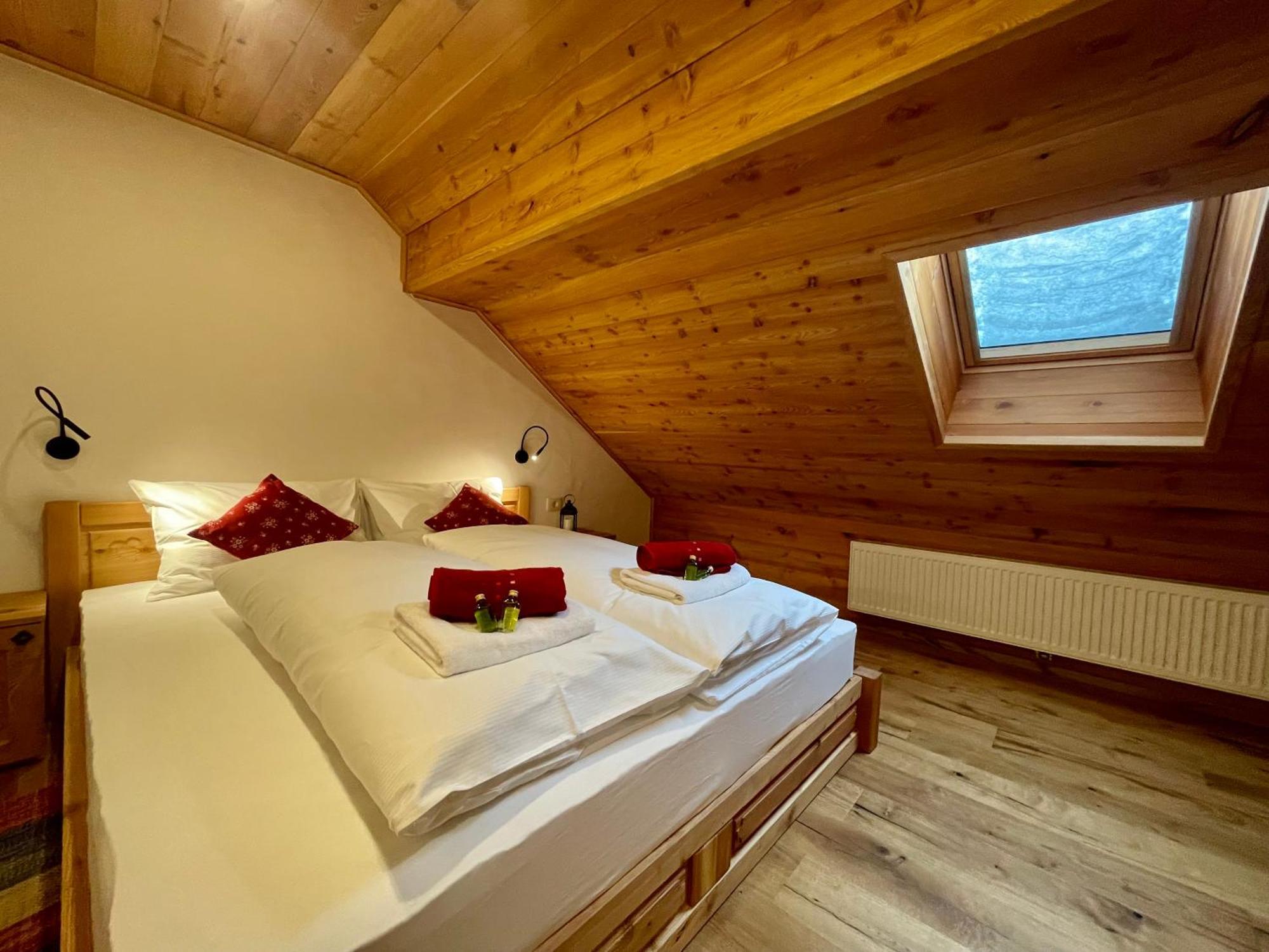 Hotel Surc Kranjska Gora Exterior foto